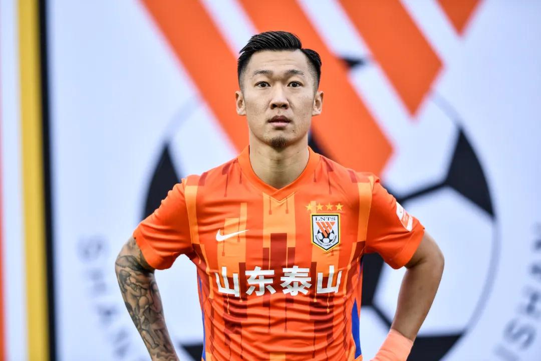 هداف الدوري الإيطالي 2020تعرف على نجوم التهديف في موسم استثنائي هداف الدوري الإيطالي 2020تعرف على نجوم التهديف في موسم استثنائي